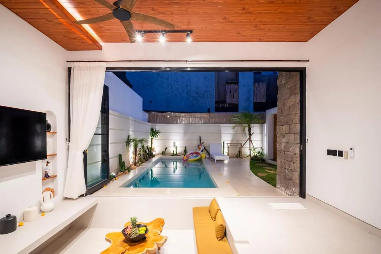 Villa Esha I 塞米亚克