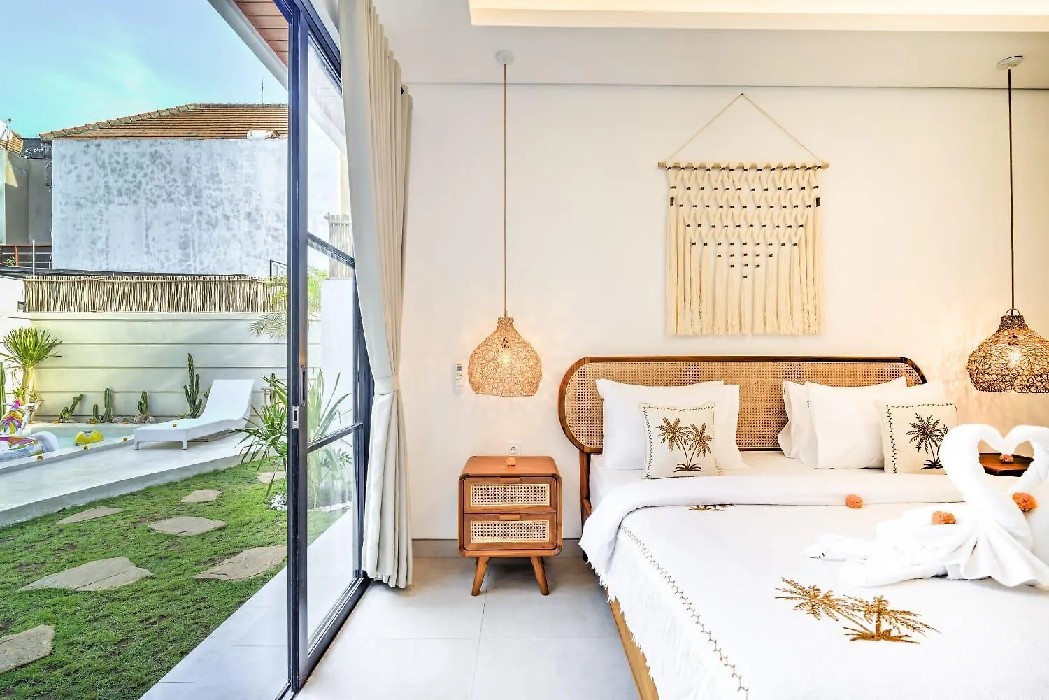 Villa Esha I 塞米亚克 0*,